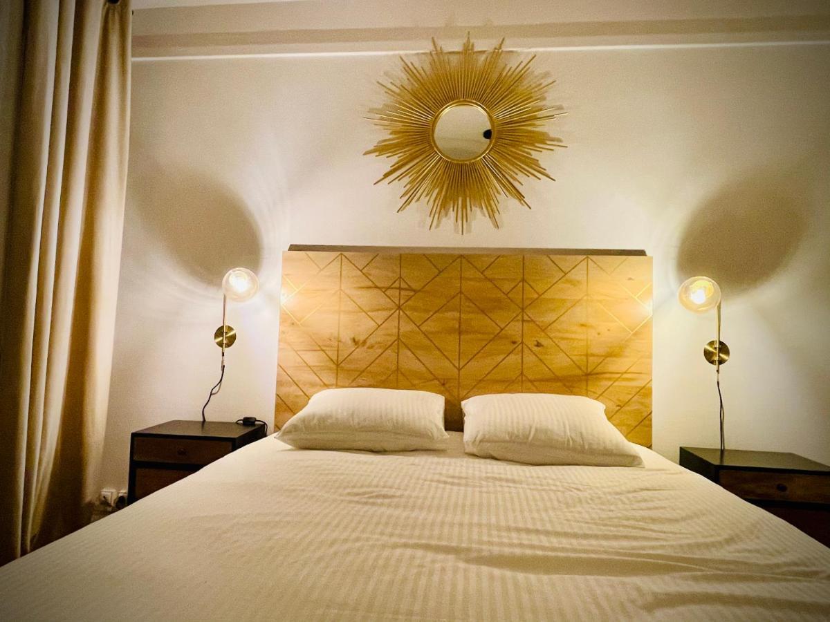 Suites Mana - Le Manaloft, Chic Et Moderne Avec Salle Privee De Fitness En Plein Centre-Ville De ريثيل المظهر الخارجي الصورة