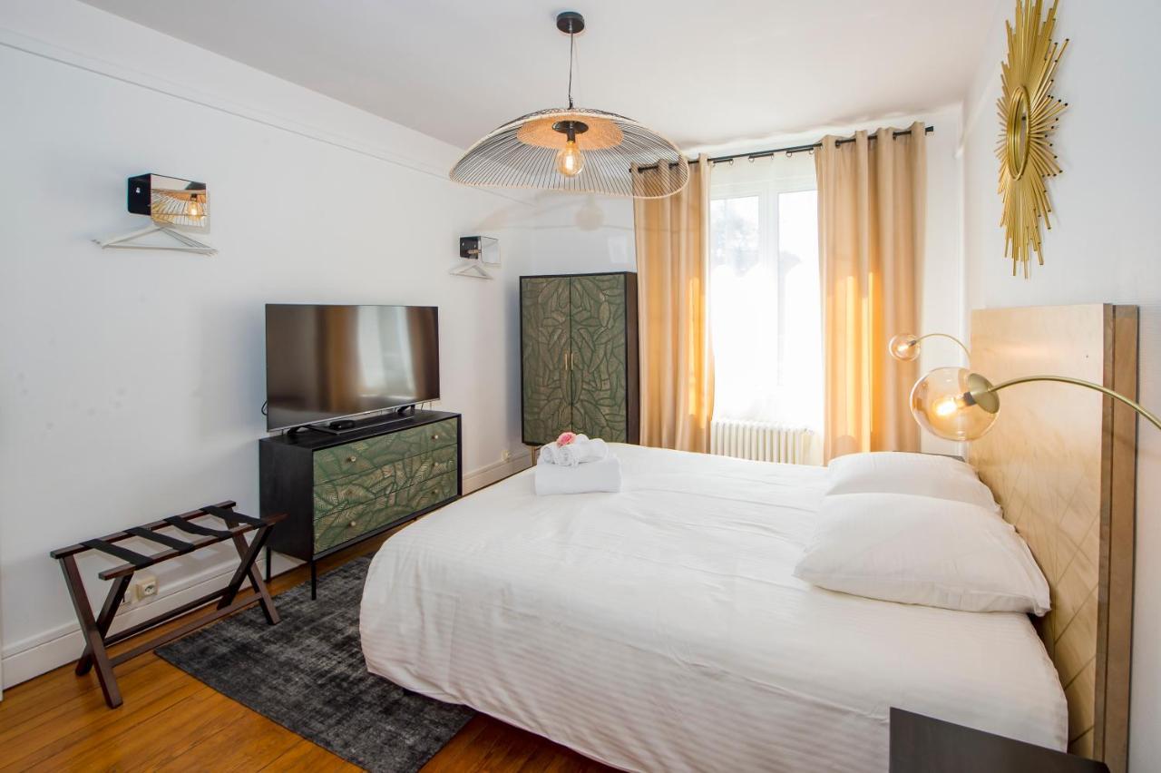 Suites Mana - Le Manaloft, Chic Et Moderne Avec Salle Privee De Fitness En Plein Centre-Ville De ريثيل المظهر الخارجي الصورة