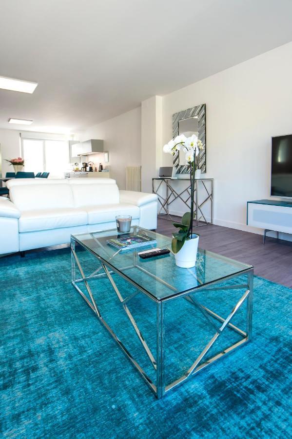 Suites Mana - Le Manaloft, Chic Et Moderne Avec Salle Privee De Fitness En Plein Centre-Ville De ريثيل المظهر الخارجي الصورة