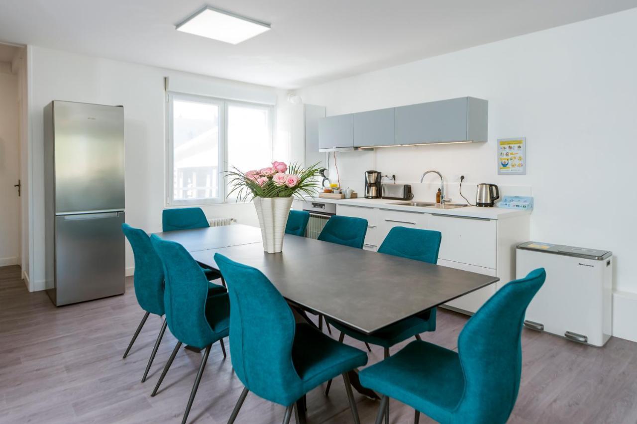 Suites Mana - Le Manaloft, Chic Et Moderne Avec Salle Privee De Fitness En Plein Centre-Ville De ريثيل المظهر الخارجي الصورة